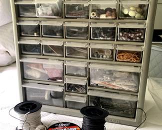 Beads with organizer