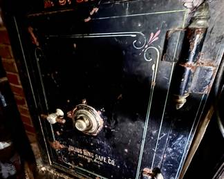 Antique Detroit safe with combination.