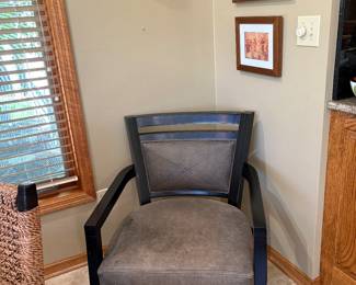 Vanguard Leather Chair