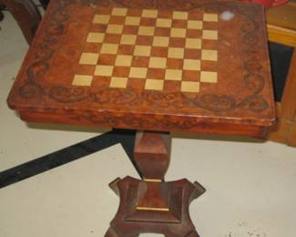 CHECKER TABLE