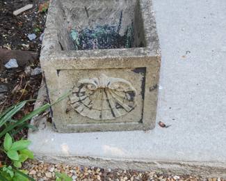 Small concrete planter