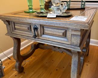 Hekman Trestle End Table