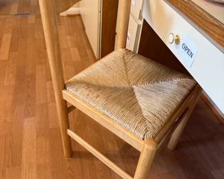 Table & Chairs