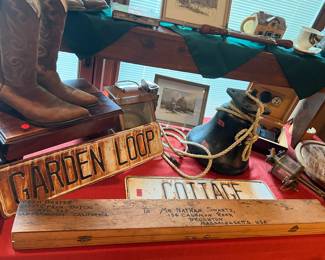 VINTAGE FISHING BOX