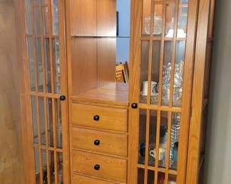 PRESALE TO THE ESTATE SALE. IT IS AVAILABLE TO SELL IN 4 DIFFERENT PIECES OR TOGETHER. $350 - DINING ROOM TABLE WITH 6 CHAIRS(5 ARMED/1 SIDE) WITH LEAF(65" X 42" WITH LEAF 20" X 42") UPHOLSTER NOT PERFECT ON AT LEAST ONE CHAIR. $250 - CHINA CABINET/HUTCH 55"W X 78 1/2"H. BUFFET $150 - 56"W X 36"H X 18"D, CORNER UNIT $75......CALL JENNIE 816-726-2696 TO VIEW AND PURCHASE