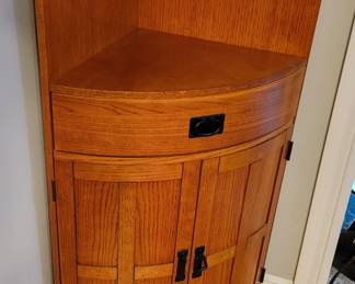 PRESALE TO THE ESTATE SALE. IT IS AVAILABLE TO SELL IN 4 DIFFERENT PIECES OR TOGETHER. $350 - DINING ROOM TABLE WITH 6 CHAIRS(5 ARMED/1 SIDE) WITH LEAF(65" X 42" WITH LEAF 20" X 42") UPHOLSTER NOT PERFECT ON AT LEAST ONE CHAIR. $250 - CHINA CABINET/HUTCH 55"W X 78 1/2"H. BUFFET $150 - 56"W X 36"H X 18"D, CORNER UNIT $75......CALL JENNIE 816-726-2696 TO VIEW AND PURCHASE