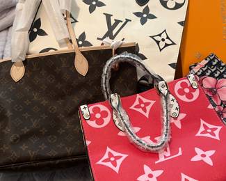 Faux LV