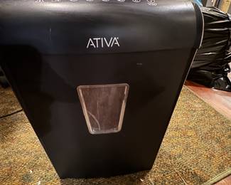 Smaller paper shredder