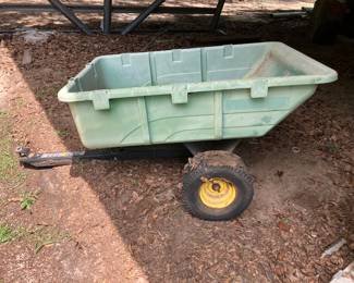 John Deere wagon