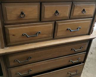 Chest of drawers