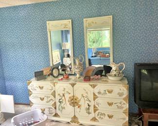 Korean Tansu Chinoiserie White Lacquer Bedroom Set