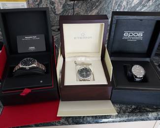 3 fine men's watches with paperwork