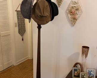 Hat rack