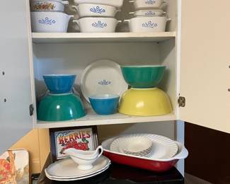 Pyrex & Corningware 