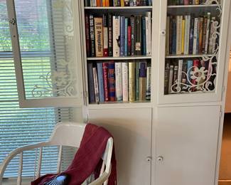 VINTAGE KITCHEN CABINET