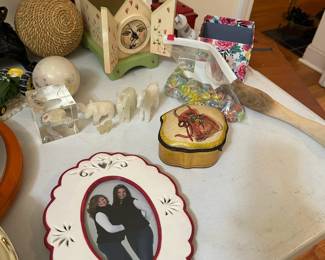 Photo frames and decor