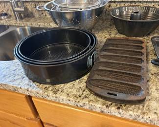 Cast iron and spring form pans
