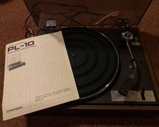 Pioneer PL-10 Turntable