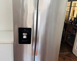 Whirpool refrigerator/freezer