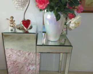 Mirrored Accent Table/Stand
