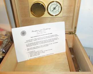 Vintage Thompson & Co. Medium Size Cigar Humidor Wooden Box