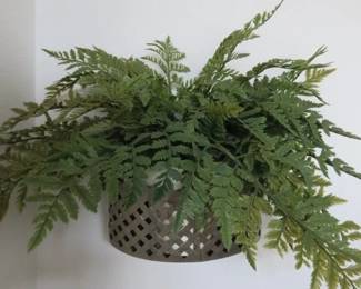 Metal Wall Planter