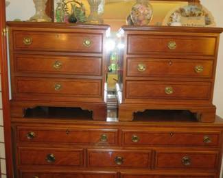 Vintage Drexel Studio Dresser w/Mirror, Nightstands & Matching Chest of Drawers