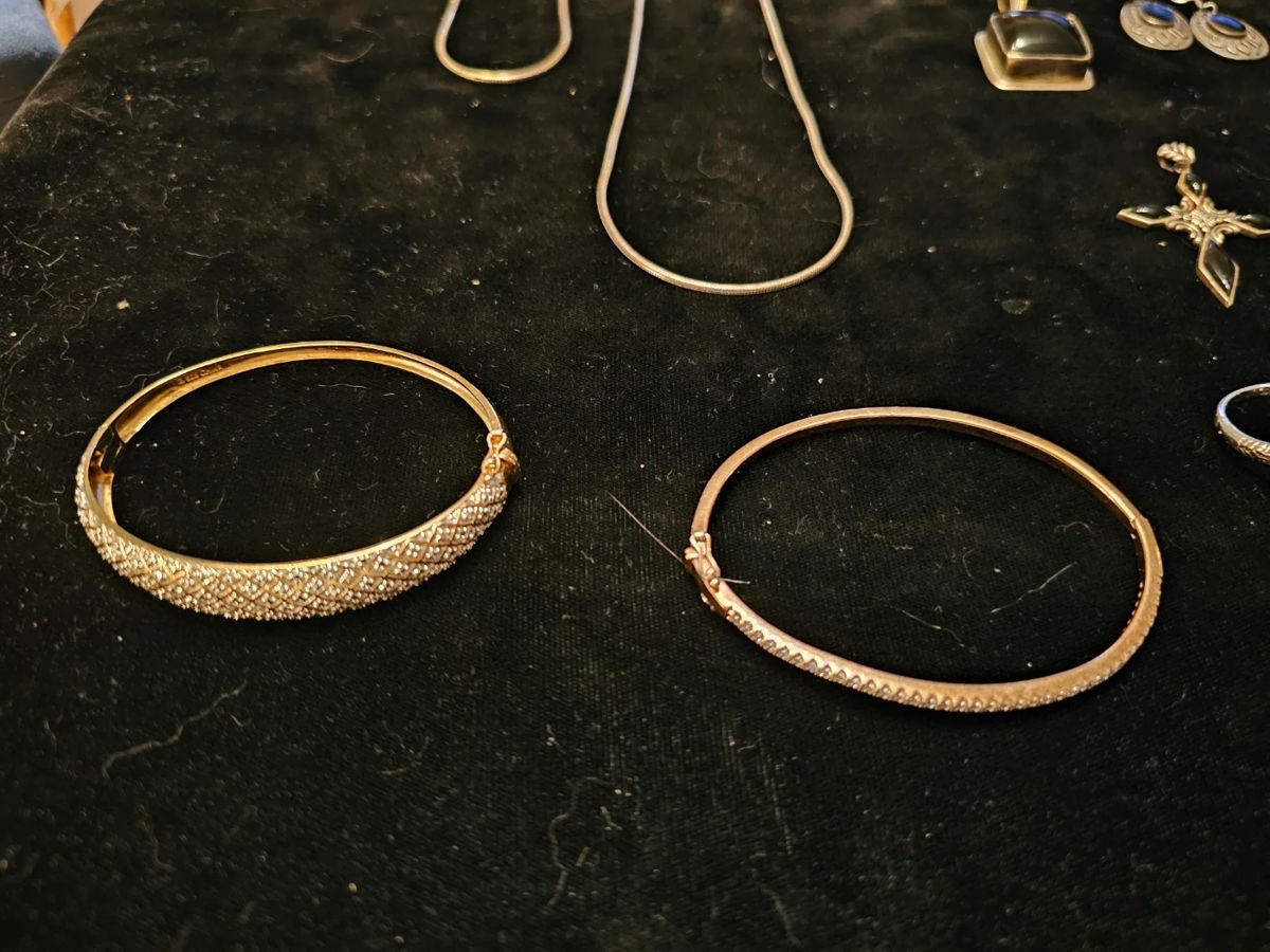 Assorted Sterling jewelry 