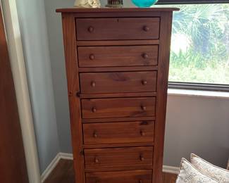 Ethan Allen lingerie dresser