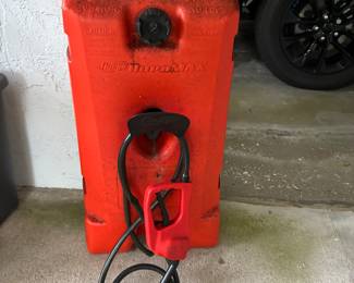 Flo’n go DuraMax 14 gallons portable gas ⛽️ tank