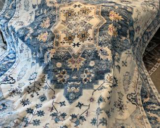 Large rug!!