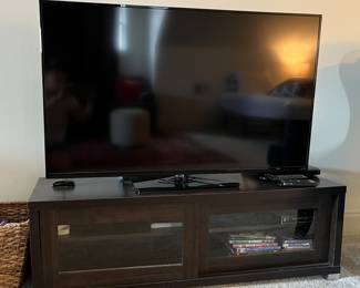 Two tv’s