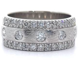 1.03 Carat Diamond Bezel Textured Pavé Ring