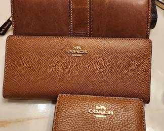 Coach Pebbled/Smooth Leather Women Wallets