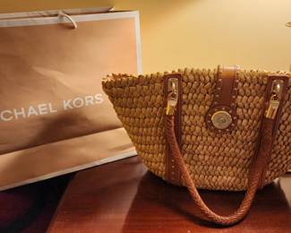 Michael Kors Handbags/Purse & Michael Kors Wallets