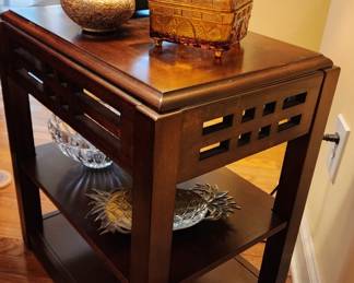 Cherry Wood Console Table with Lattice Detail