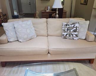 Haverty's Couch