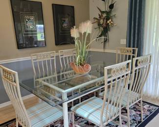 Metal & Glass. Beautiful Set with 6 Chairs. There is a matching Bakers Rack too!