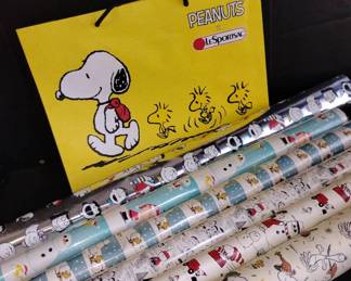 SH804Peanuts Wrap Paper And Gift Bag
