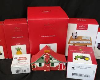 SH639Hallmark Ornaments Mystery Lot