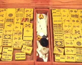Mahjong Set - 1960s Style