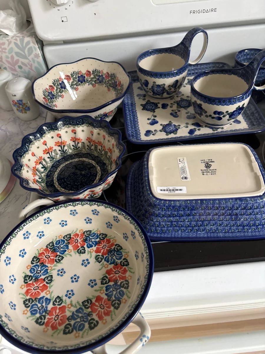 Pottery hand painted from Poland