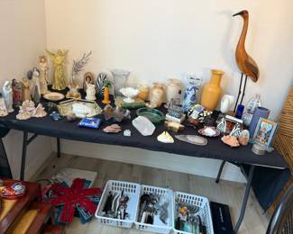 loved her decor....lots of rocks, stones and crystals