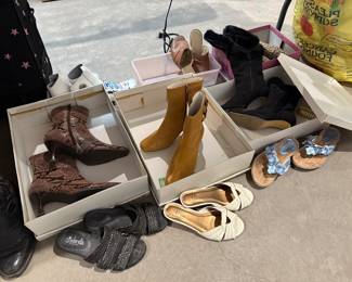 Cinderella shoes, size 4 to 4 1/2