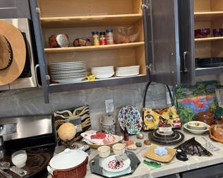 lots of dishes, some Pottery Barn, purses and oven ware...