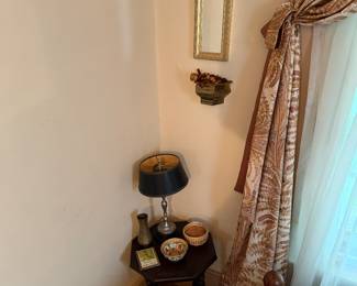 Twin Bedroom 