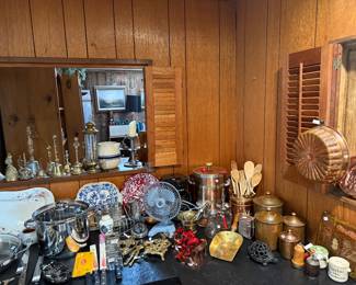 Kitchen
Copper and brassware