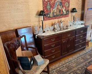 Dining Room 
Buffet/Server