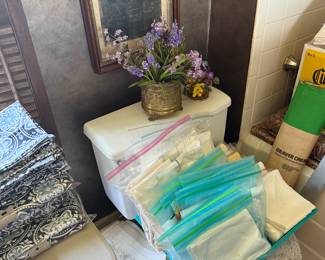 Downstairs Bathroom 
Napkins