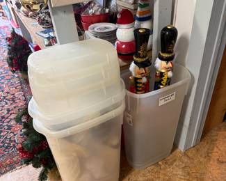 Studio
Tall nutcrackers in bins
